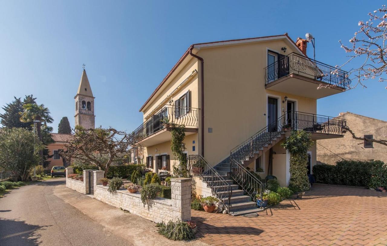 Apartment Complex Orzan Lovrecica Exterior photo